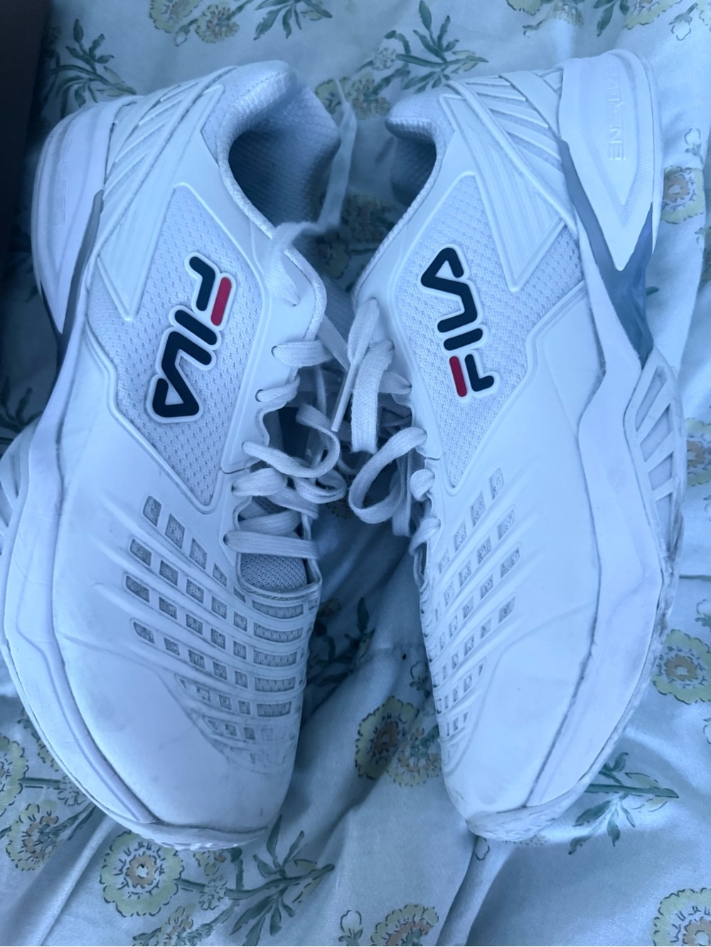 FILA~ Men's Axilus 2 Energized Tennis Shoes~ White/Navy~ Sz 11 pickleball shoes